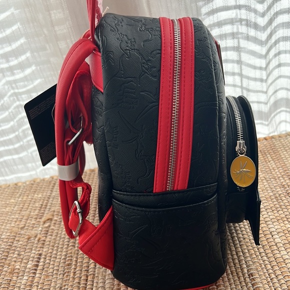 🖤♥️🦖 Jurassic Park Loungefly mini backpack with mosquito Amber zipper 90s bag - Picture 5 of 7